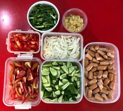 ผัดเปรี้ยวหวานบีลัคกี้