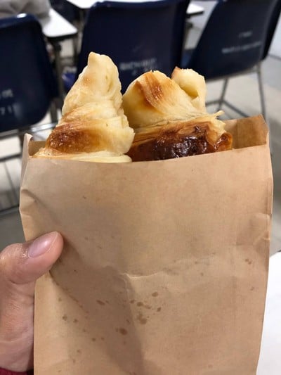 เมนูของร้าน Nana Bakery สันติธรรม