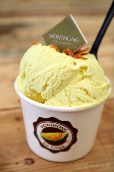 DURIAN ICE CREAM