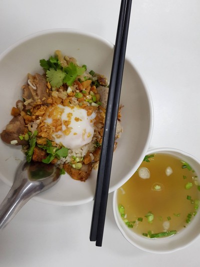 เมนูของร้าน ตัวกลมข้าวต้มแห้ง
