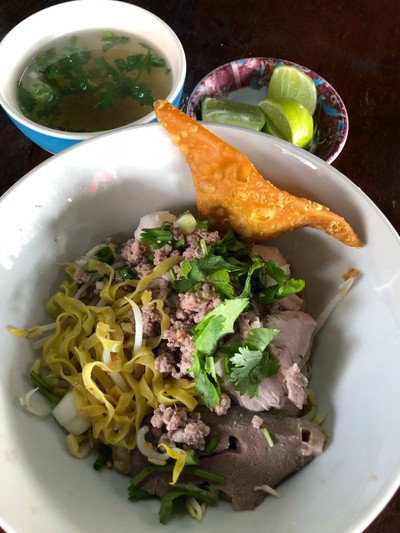 บะหมี่แบนแห้ง