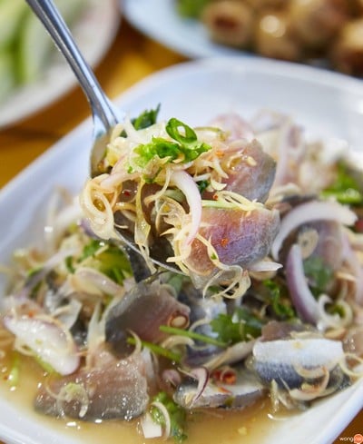 ยำแม่ริ้ว บางแสน ยำแม่ริ้ว บางแสน