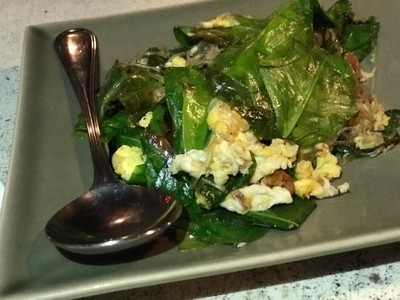 ใบเหลียงผัดไข่