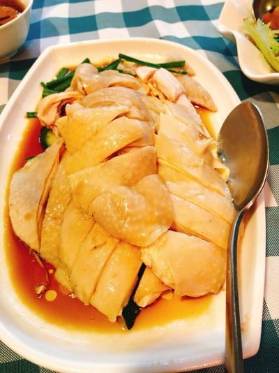 อาหาร หรือ เครื่องดื่ม