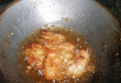 วิธีทำ กุ้งชุบแป้งทอด วิธีทำ กุ้งชุบแป้งทอด