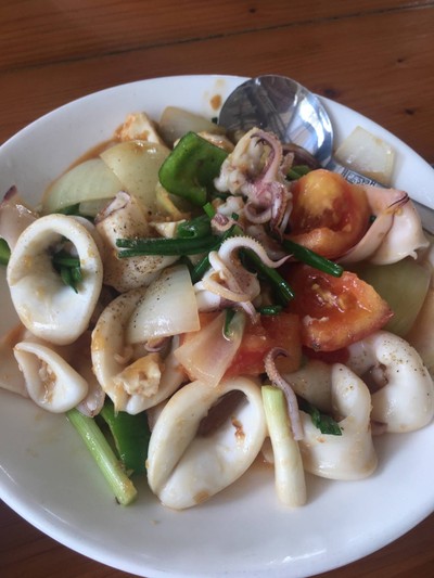 ปลาหมึกผัดไข่เค็ม