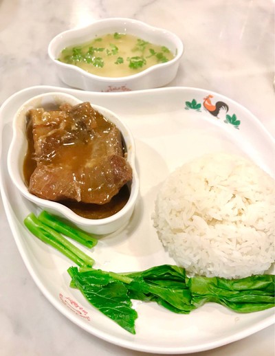 เย็นตาโฟเครื่องทรง โดย อ.มัลลิการ์ (Yentafo Kruengsonge by A. Mallika) สาขาเซ็นทรัลพลาซ่า เวสต์เกต เย็นตาโฟเครื่องทรง โดย อ.มัลลิการ์ (Yentafo Kruengsonge by A. Mallika) สาขาเซ็นทรัลพลาซ่า เวสต์เกต
