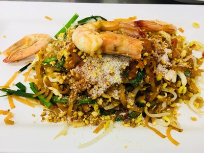 ผัดไทยกุ้งใหญ่