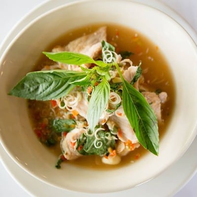 เมนูของร้าน The Local by Oam Thong Thai Cuisine