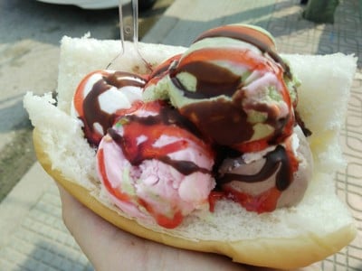 Bread Ice Cream