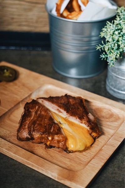 Jamie's Burgers The EmQuartier