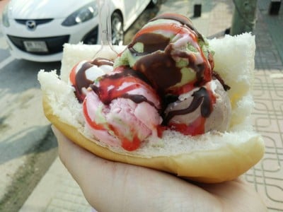 Bread Ice Cream