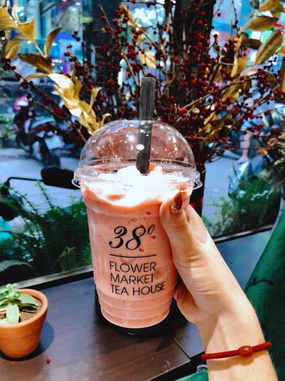 สตอเบอรี่สดปั่นกับนมอันนี้ดี หอมอร่อย