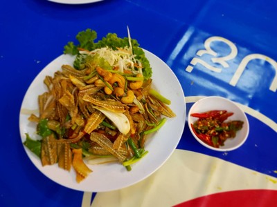 ยำก้างปลา