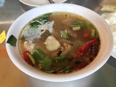 เมนูของร้าน ส้มตำเจ๊นงค์ริมน้ำวัดปริวาส ริมน้ำวัดปริวาส