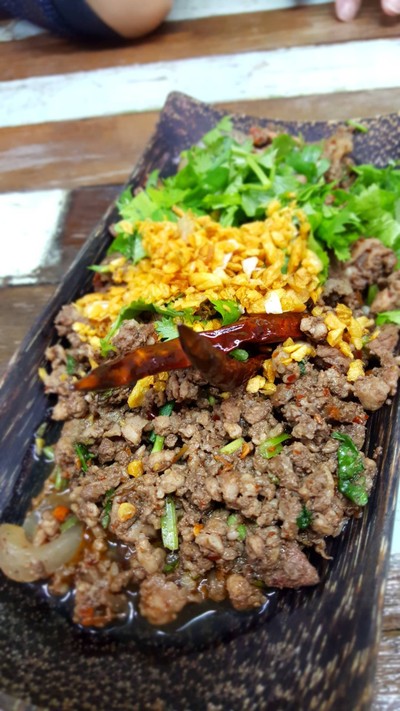 ลาบคั่วหมู