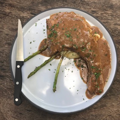 อาหาร หรือ เครื่องดื่ม