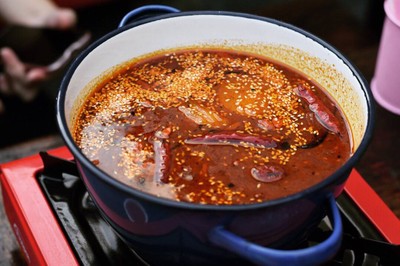 หม่าล่า นิยม-สามกอง สามกอง