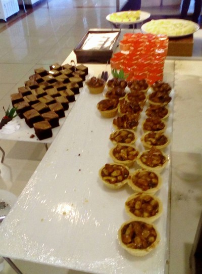 อาหาร หรือ เครื่องดื่ม