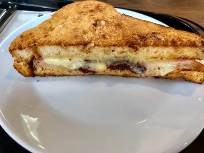 อุ่นร้อนพร้อมทาน