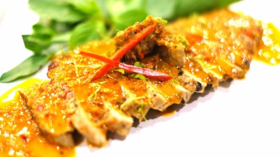 ฉู่ฉี่หมูย่าง