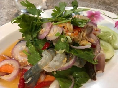 กุ้งพล่า