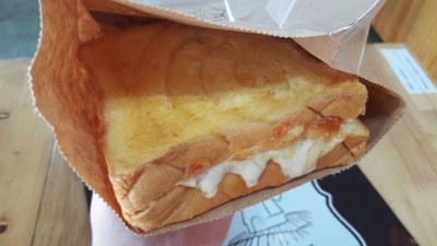 ขนมปังชีส