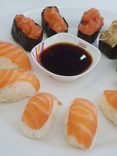 อาหาร หรือ เครื่องดื่ม