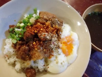 ข้าวต้มแห้งธรรมดา
