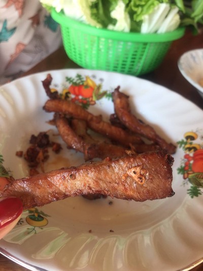 หมูแดดเดียว