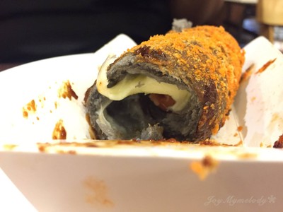 หมึกดำชีสฮอทด็อก