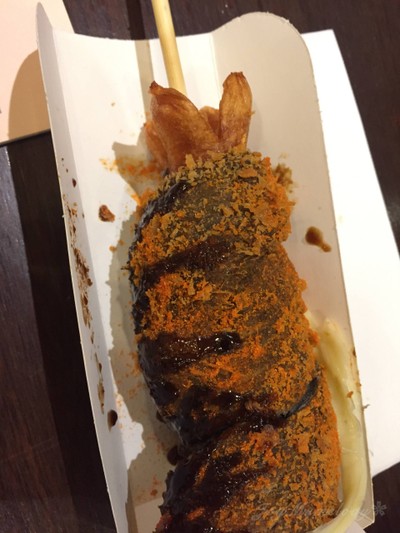 หมึกดำชีสฮอทด็อก