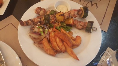 Jerk chicken (290++ บาท)