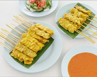 หมูสะเต๊ะบางซื่อสูตรโบราณ ตลาดบองมาร์เช่ หมูสะเต๊ะบางซื่อสูตรโบราณ ตลาดบองมาร์เช่