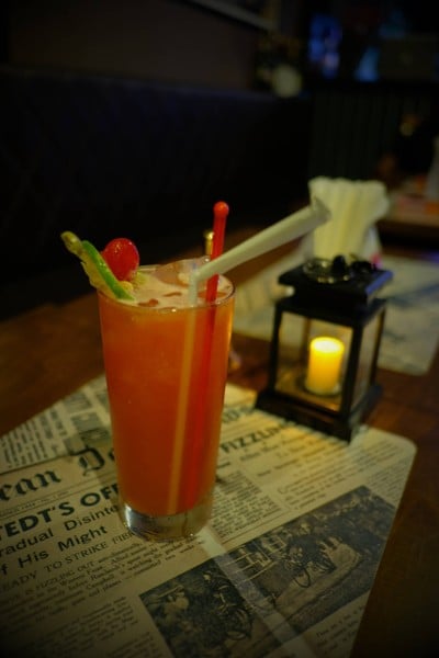 เมนูของร้าน Castle Black​ Cafe​&Hostel​