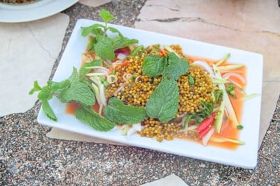 ยำไข่แมงดา