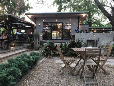 ร้านกาแฟ The Foresta Garden Cafe'