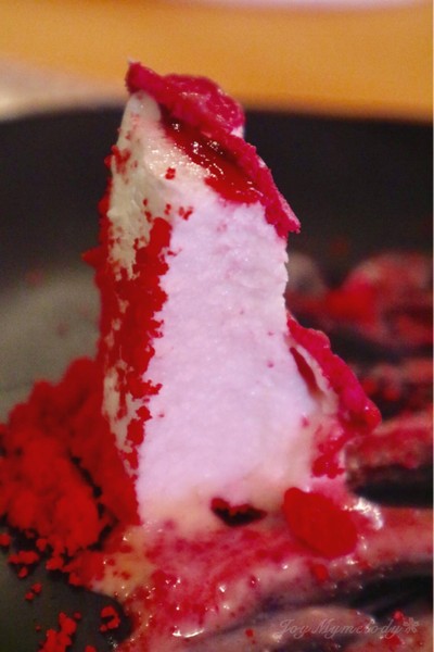 Floating Island Raspberry