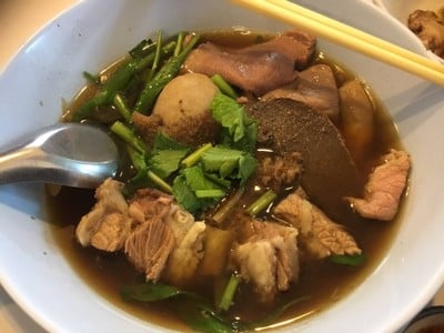เนื้อตุ๋นนางเลิ้ง ซอยนครสวรรค์ 2