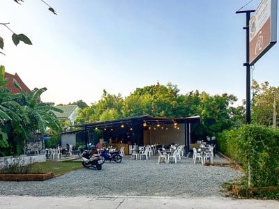 บรรยากาศ หมูย่างเกาหลีริมบึง บางแสน ซอยซีไซด์/สดใส