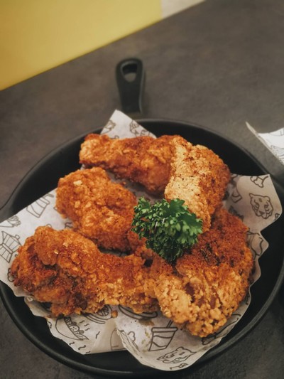 Uncle Tigger's (อังเคิลทิกเกอร์) ลาซาล - แบริ่ง Uncle Tigger's (อังเคิลทิกเกอร์) ลาซาล - แบริ่ง