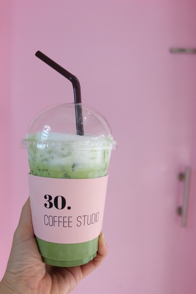 ICED GREEN TEA LATTE