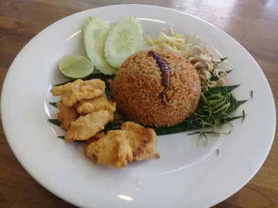 ข้าวผัดต้มยำแห้ง