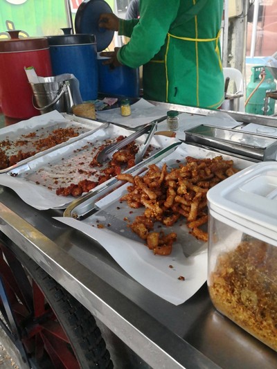 หมูทอด