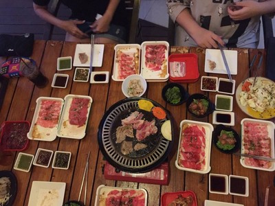 อาหาร หรือ เครื่องดื่ม