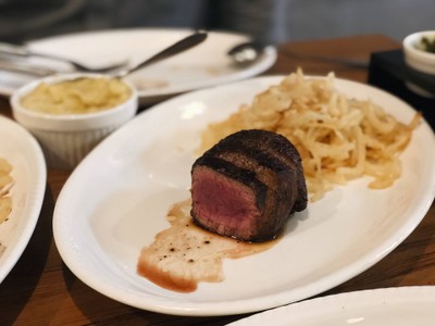 Maillard Butcher & Steak ถนนจันทน์ - เซ็นต์หลุยส์ สาทร - นราธิวาส Maillard Butcher & Steak ถนนจันทน์ - เซ็นต์หลุยส์ สาทร - นราธิวาส