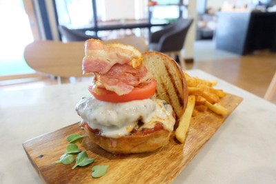Crane Burger