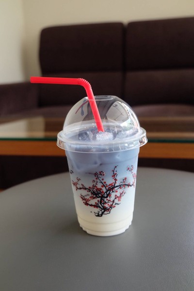 Kaoniew Baitoey Milk Tea