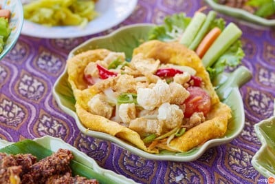 ก๋วยเตี๋ยวสุโขทัย บ้านยายเอิบ หัวหิน