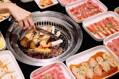 เพียงลงทะเบียนก็สามารถรับสิทธ์ ส่วนลด 10% สำหรับข้าวหน้าเนื้อต่างๆ และส่วนลด 5% สำหรับเมนูบุฟเฟ่ต์